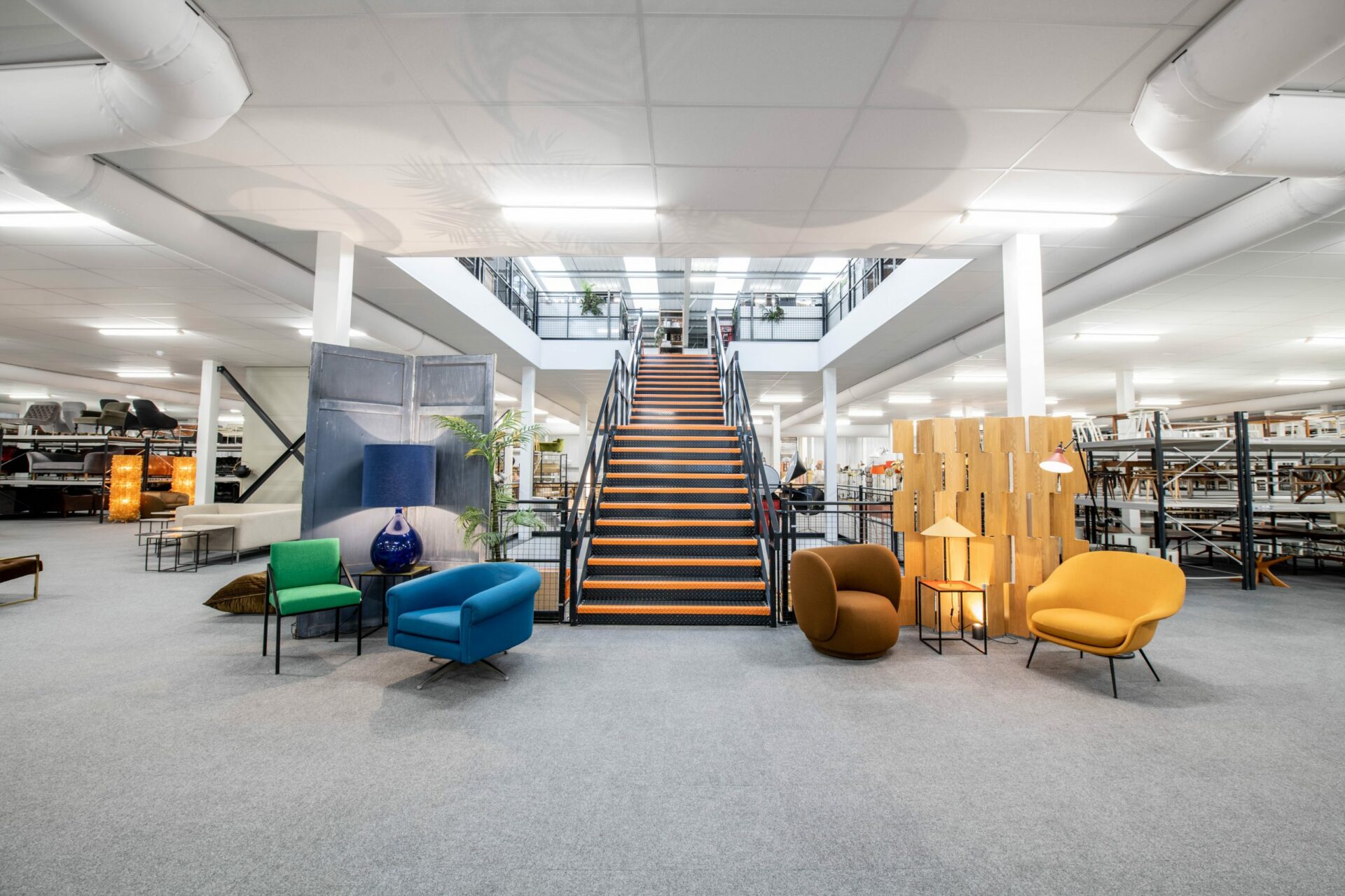 furniture retail showroom with mezzanine